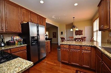 5th image of 6017 River Bend Dr