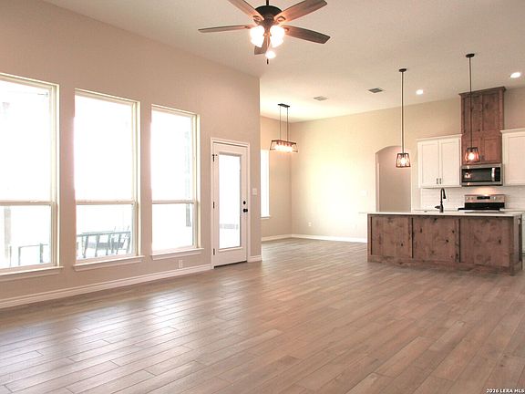 2nd image of 508 ALTA VISTA DR
