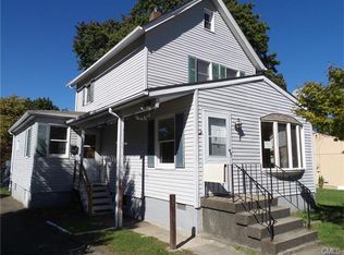 11 Blaine St, Danbury, CT 06810