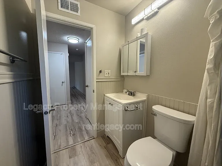 5174 Connecticut Dr #4 — Photo 10