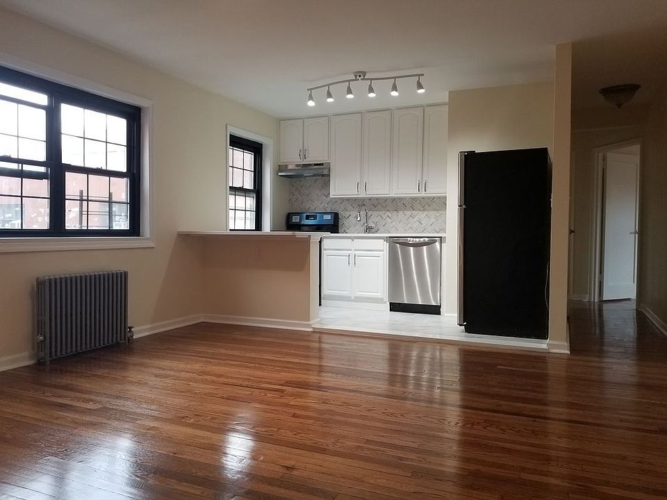 1st image of 141-35 78th Ave #3C