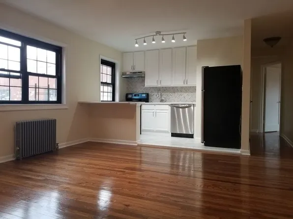 141-35 78th Ave #3C, Flushing, NY 11367