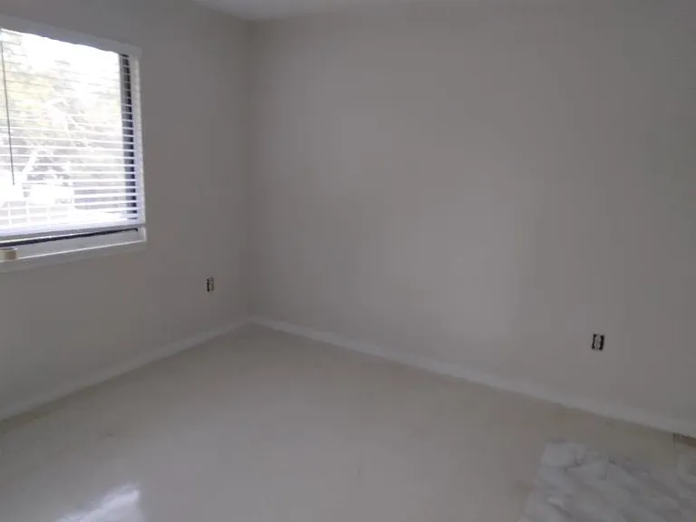 2541 S Myrtle Ave #C — Photo 10