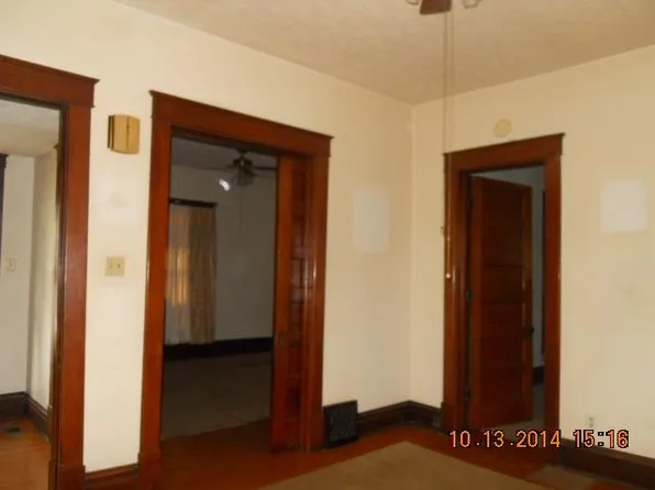 1415 N 9th St, Terre Haute, IN 47807