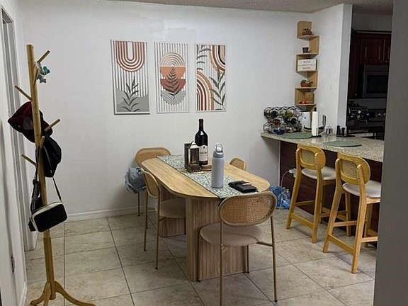 5th image of 5236 Cedarbend Dr APT 3
