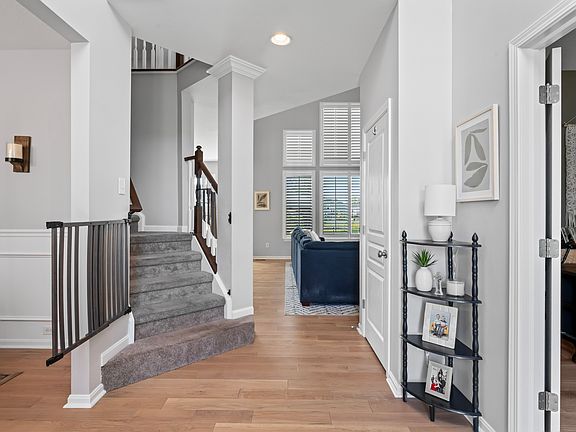 5th image of 8348 N Doheny Dr