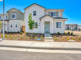 626 Lost River Ln, West Sacramento, CA 95605