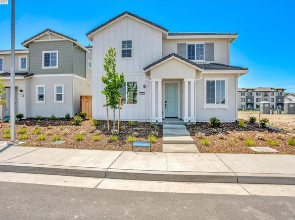 626 Lost River Ln, West Sacramento, CA 95605