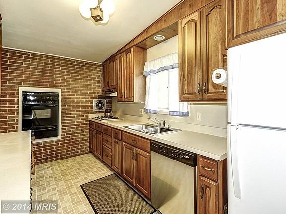 4th image of 2205 Pinneberg Ave