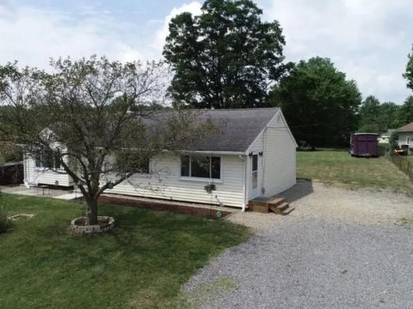 2807 Warren Burton Rd, Southington, OH 44470