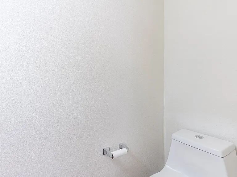 8207 Middle Point — Photo 18