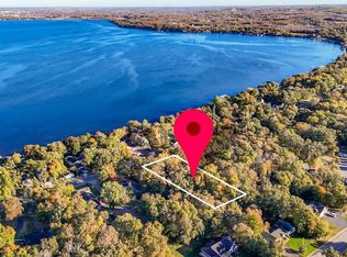 1077 S Shore Dr, Detroit Lakes, MN 56501