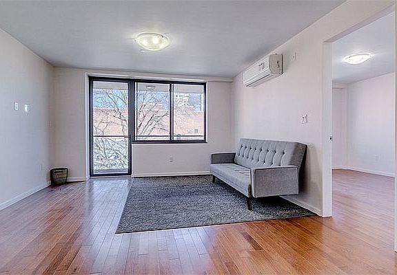 4th image of 13646 41st Ave Unit 3B