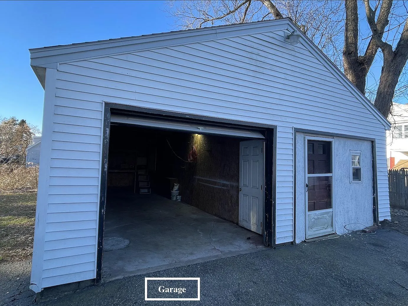 3 bed, 1400 sqft, $2,550 — Photo 3