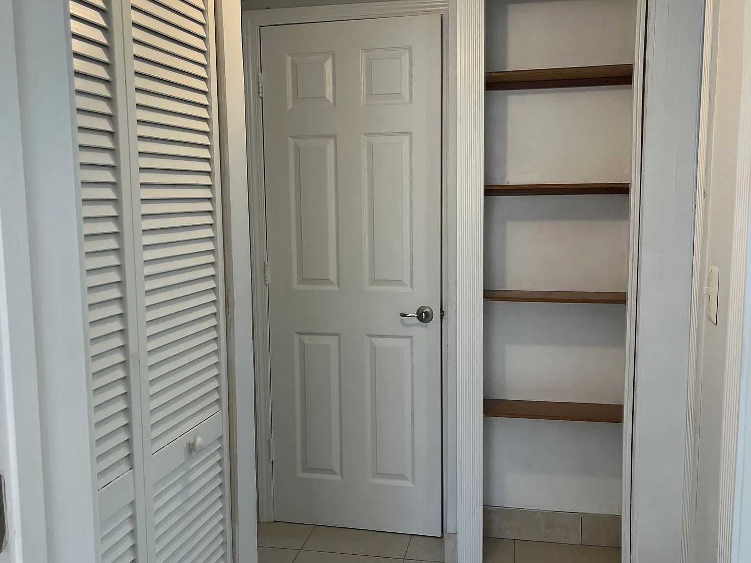 3 bed, 1194 sqft, $1,800 — Photo 2