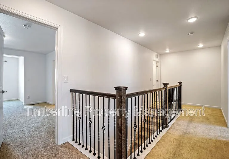 811 Marine Corps Dr — Photo 35