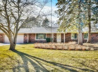 3625 Arroyo Rd, Brookfield, WI 53045