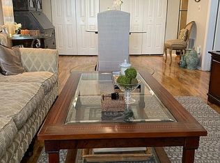 1279 Hibiscus Ct, Mahwah, NJ 07430