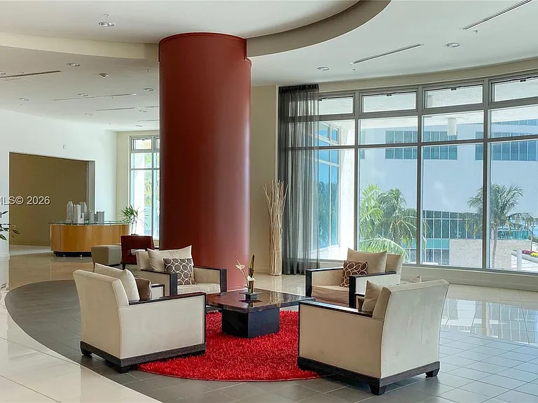 300 S Biscayne Blvd #T-2814 — Photo 24