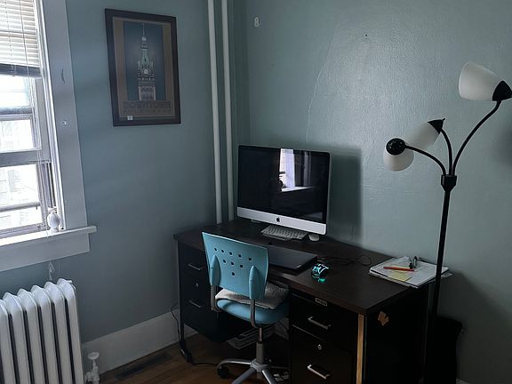 5th image of 1660 N Warren Ave #1