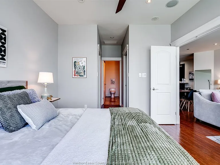 1225 Riverside Dr E #202 — Photo 17