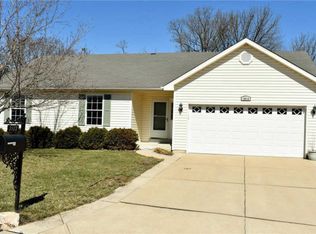 1813 Crosshaven Dr, High Ridge, MO 63049