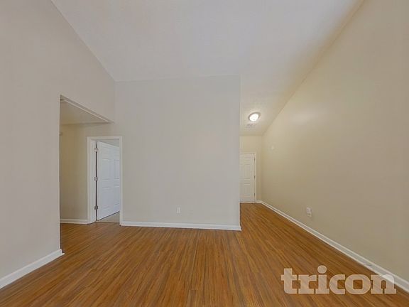4th image of 255 Butler Bridge Cir