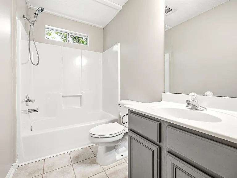6330 N Glen Dr — Photo 35
