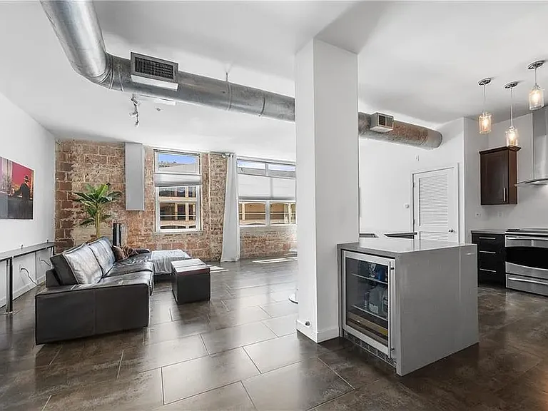 800 Peachtree St NE #8210 — Photo 1