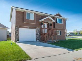 739 Earleen St, Rapid City, SD 57701