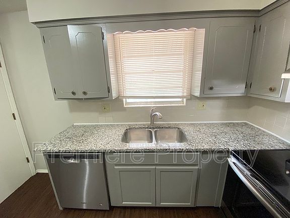 5th image of 8406 Sterling Ave