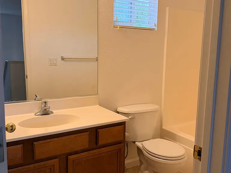 2520 Roman Dr — Photo 11