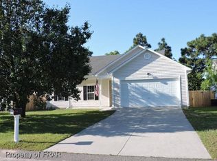 3813 Meteor Dr, Hope Mills, NC 28348