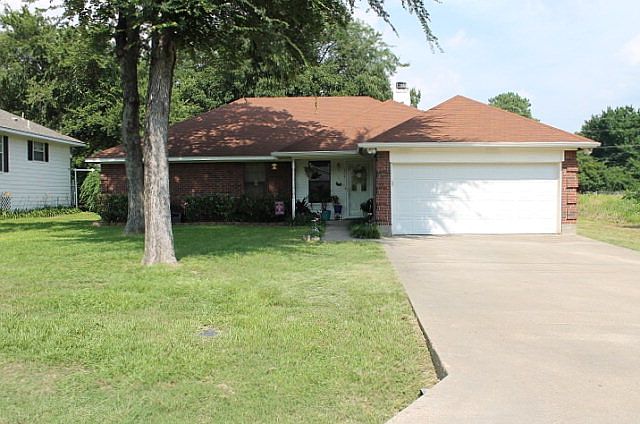 1st image of 104 Redondo Dr
