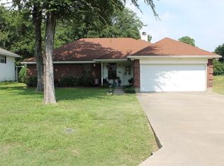 104 Redondo Dr, Gun Barrel City, TX 75156