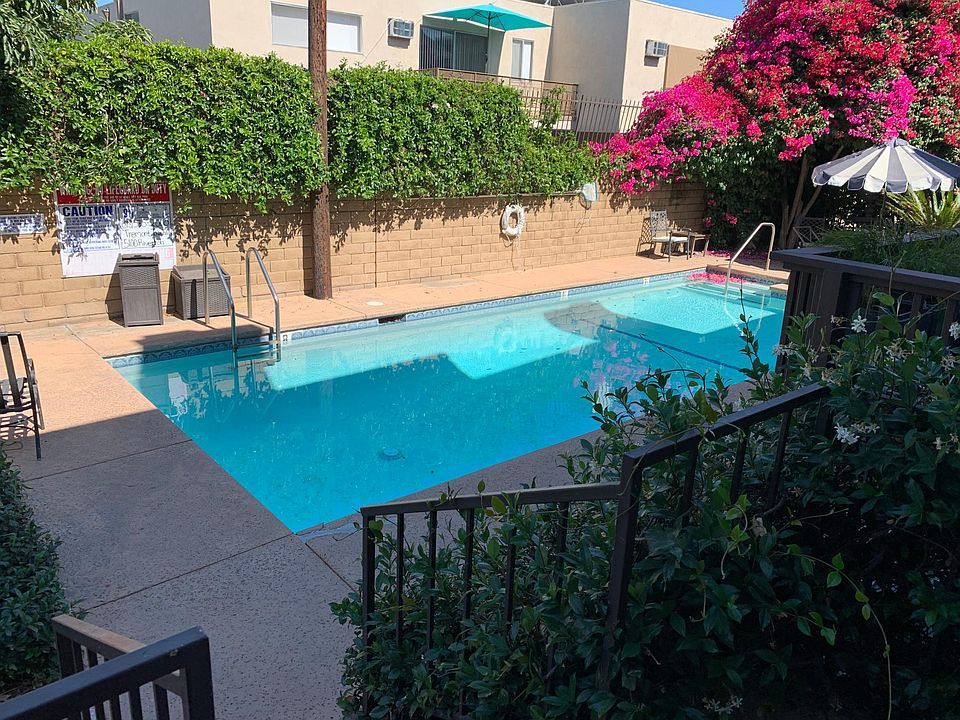 1st image of 5100 Riverton Ave Unit 15