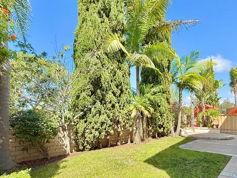 10570 Gaylemont Ln — Photo 24