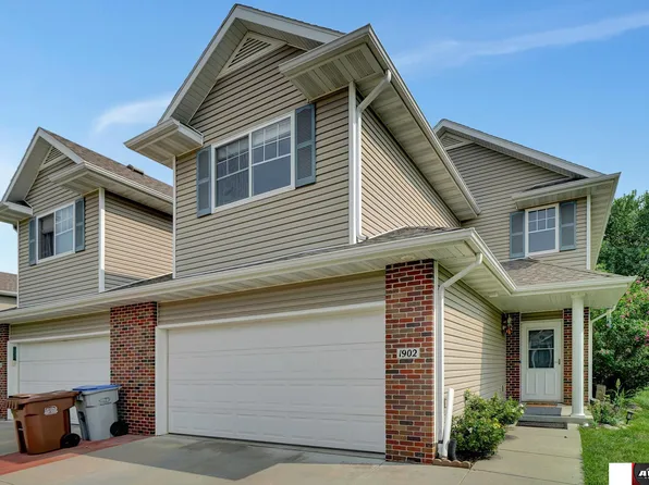 1902 N Gate Rd, Lincoln, NE 68521