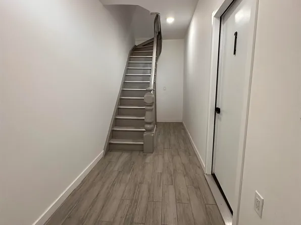 118 Van Horne Street image 2 of 9