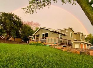 18 Lawndale Dr, Council Bluffs, IA 51503