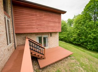 5756 Oakhill Rd, Gibsonia, PA 15044