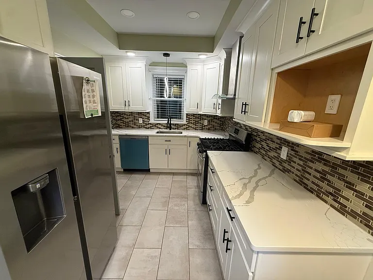 149 W Kingsbridge Rd #2 — Photo 9