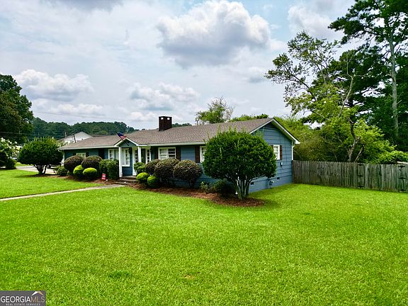 2nd image of 101 Beech Creek Dr NW