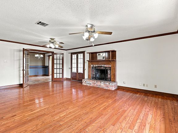 5th image of 309 Lakefront Dr