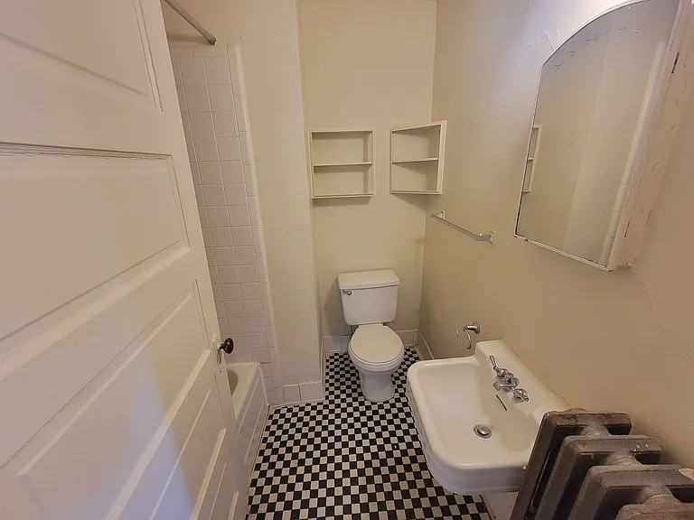 811 Walker Ave — Photo 7