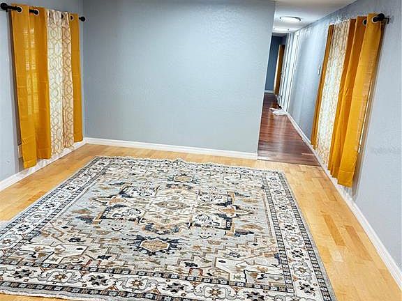 3rd image of 6905 AZLEE AVENUE