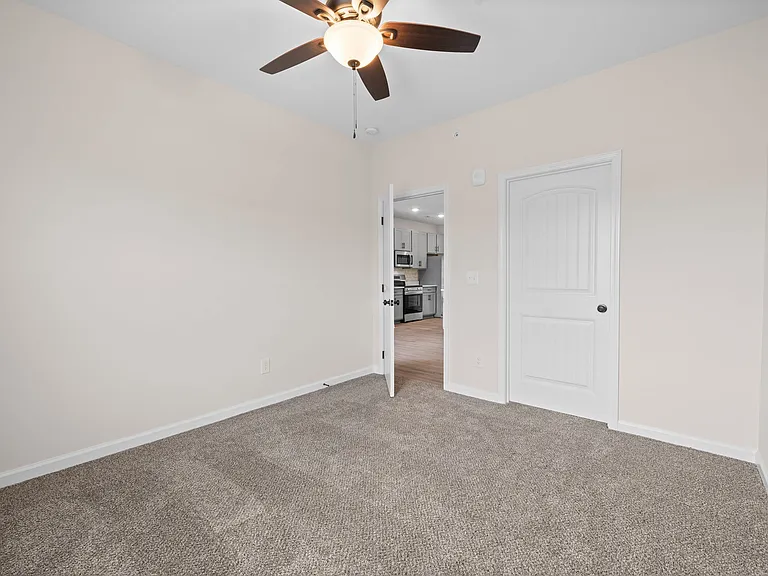 Millswood Dr — Photo 15