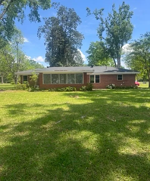 507 Lakeshore Dr — Photo 8