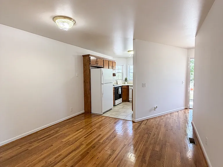 411 N Thornton Ave #2 — Photo 9