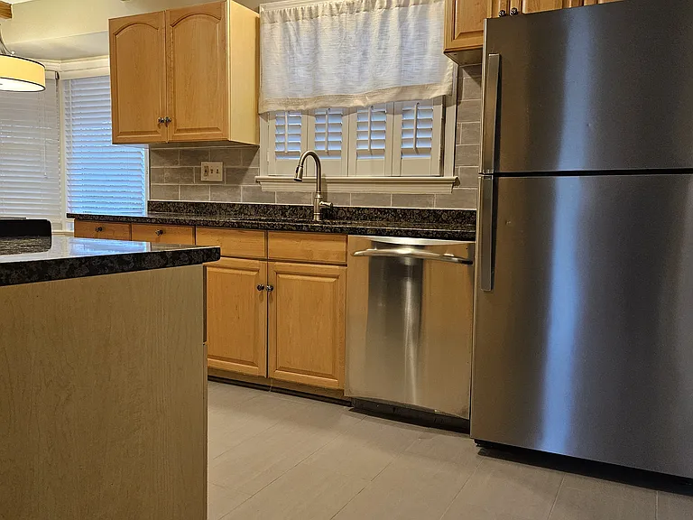 6602 Huntsman Blvd — Photo 6